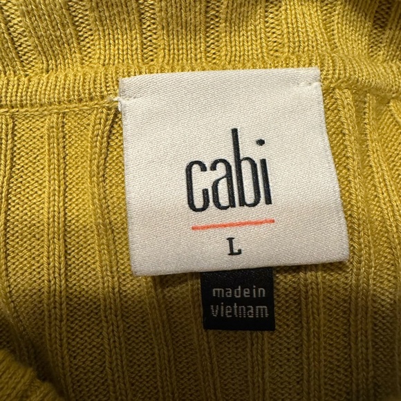 Cabi Women's Happy Pullover Sweater style 4627- Yellow Green EUC - Picture 6 of 7